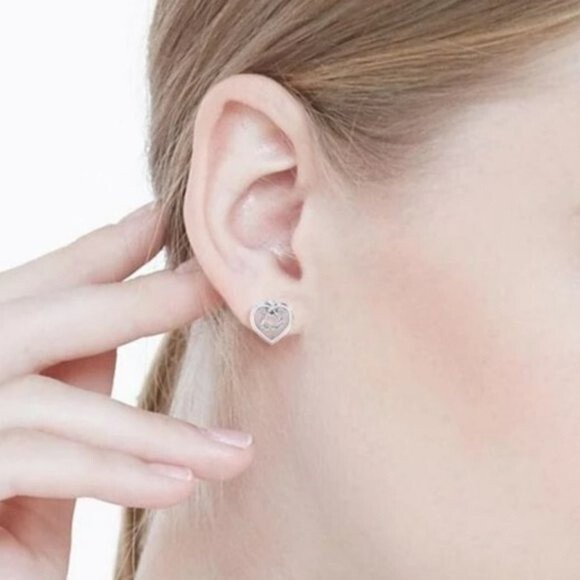 Celtic Knotwork Heart Sterling Silver Post Earrings - Picture 3 of 3